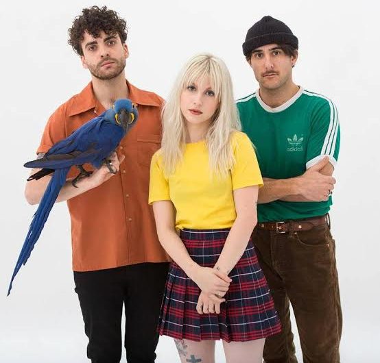 Paramore está de volta aos estúdios