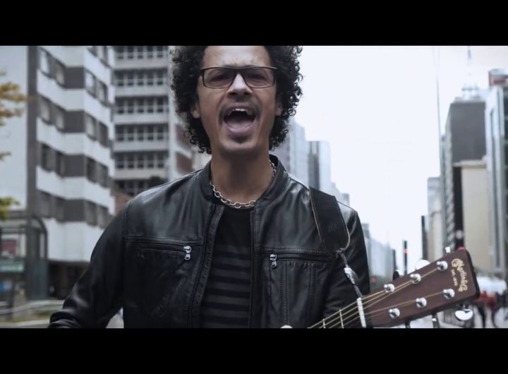 Trecho do clipe de Down and Out de Eagle Eye Cherry em São Paulo