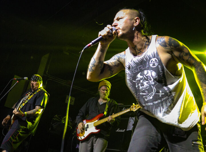 Discharge em show em são paulo com participação de ratos de porão