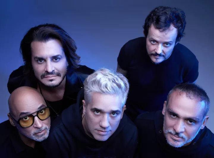 jota quest em divulgação da turnê jota 25 que acontecerá em junho no allianz parque em são paulo