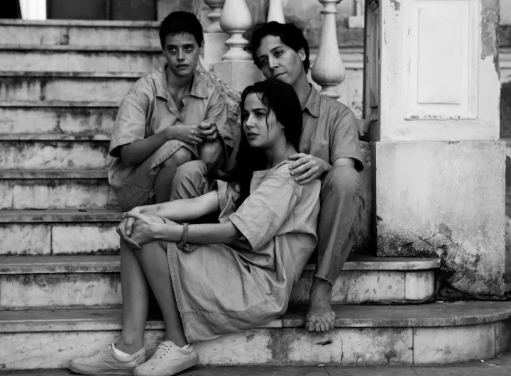 cena do filme ninguém sai vivo daqui