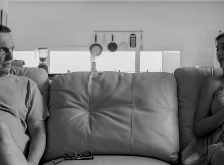 cena do filme carcaça com paulo miklos