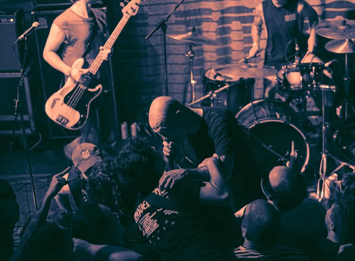 Touché Amoré (Créditos: @a_meninadasfotos/Musicult).