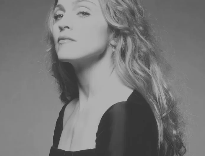 VERONICA ELECTRONICA UM DOS MELHORES ÁLBUNS DE JULHO DE 2025