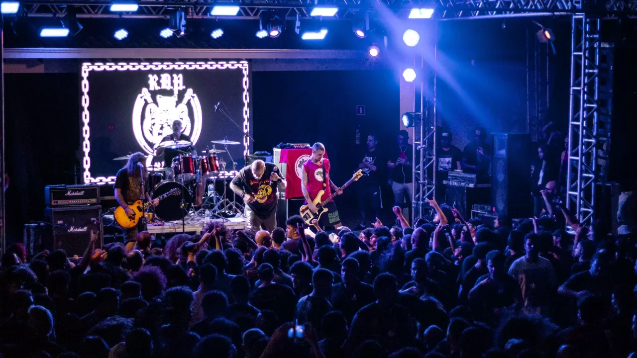 ratos de porão no festival point do rock