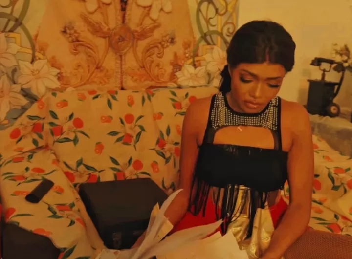 Cena de 'Rcok Doido", álbum visual de Gaby Amarantos