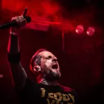 Booze & Glory (Créditos: Raissa Corre/Rarozine)